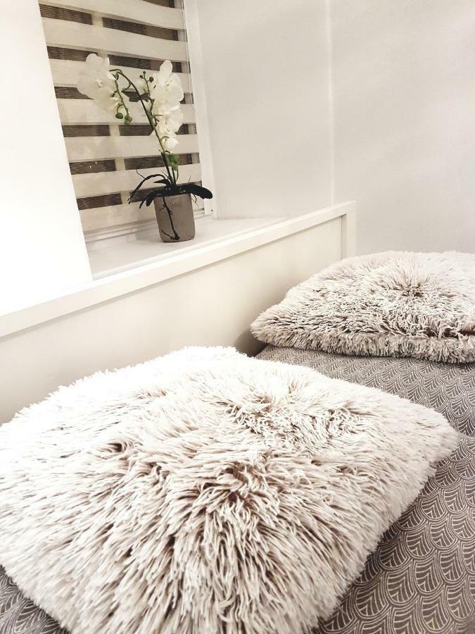 Boleslaviaapartments - Apartament Antonella Boleslawiec  Exteriör bild